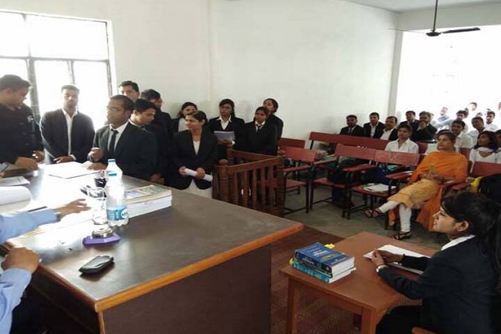 moot-court
